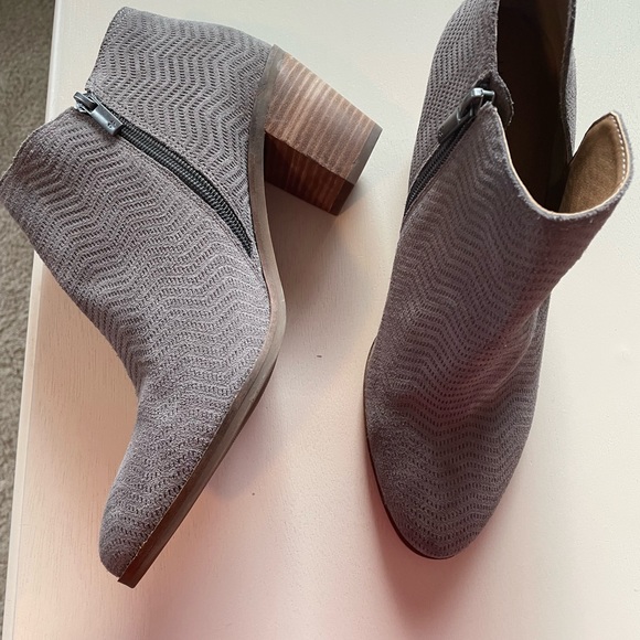 Lucky Brand suede booties - like new - Picture 5 of 5